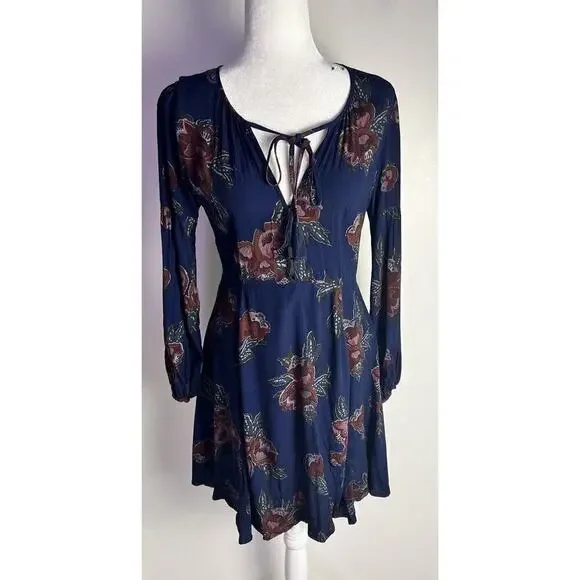 ASTR The Label Womens Size Med Ethel Dress Navy Floral Tassel Long Sleeve - Picture 2 of 11